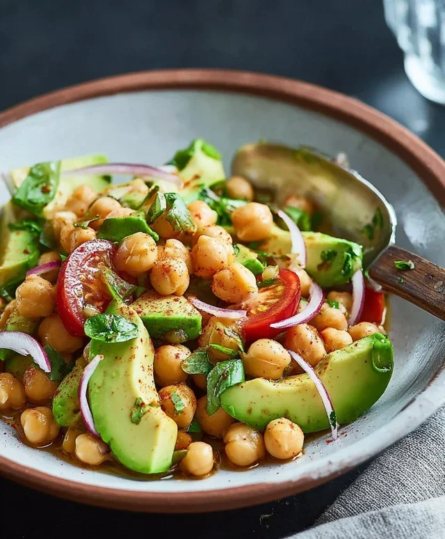 Kichererbsen Avocado Salat